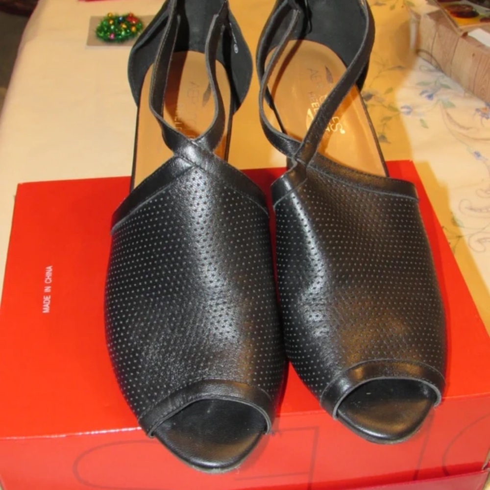 AEROSOLES Black Perforated Peep-Toe Heels
